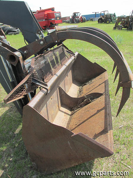 SCHWARTZ 134QX LOADER 8FT W/ GRAPPLE